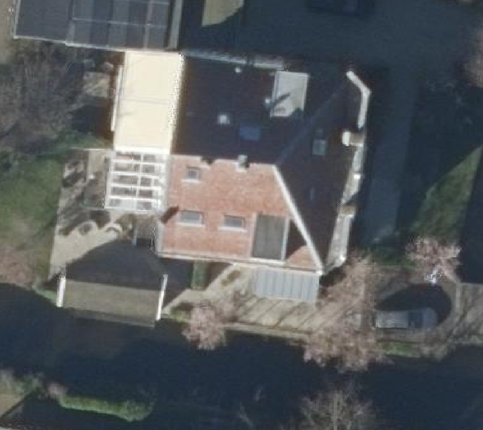 True ortho luchtfoto van Boskoop met zicht op woning