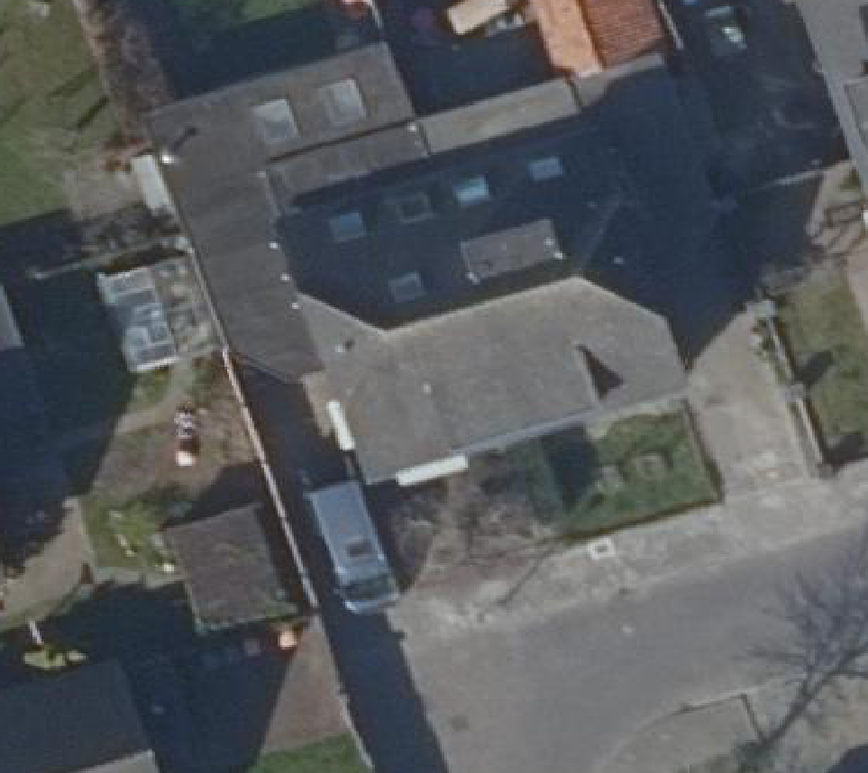 True ortho luchtfoto van Waarland met zicht op woning
