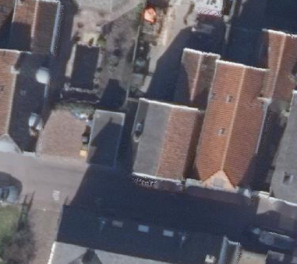 True ortho luchtfoto van De Rijp met zicht op woning