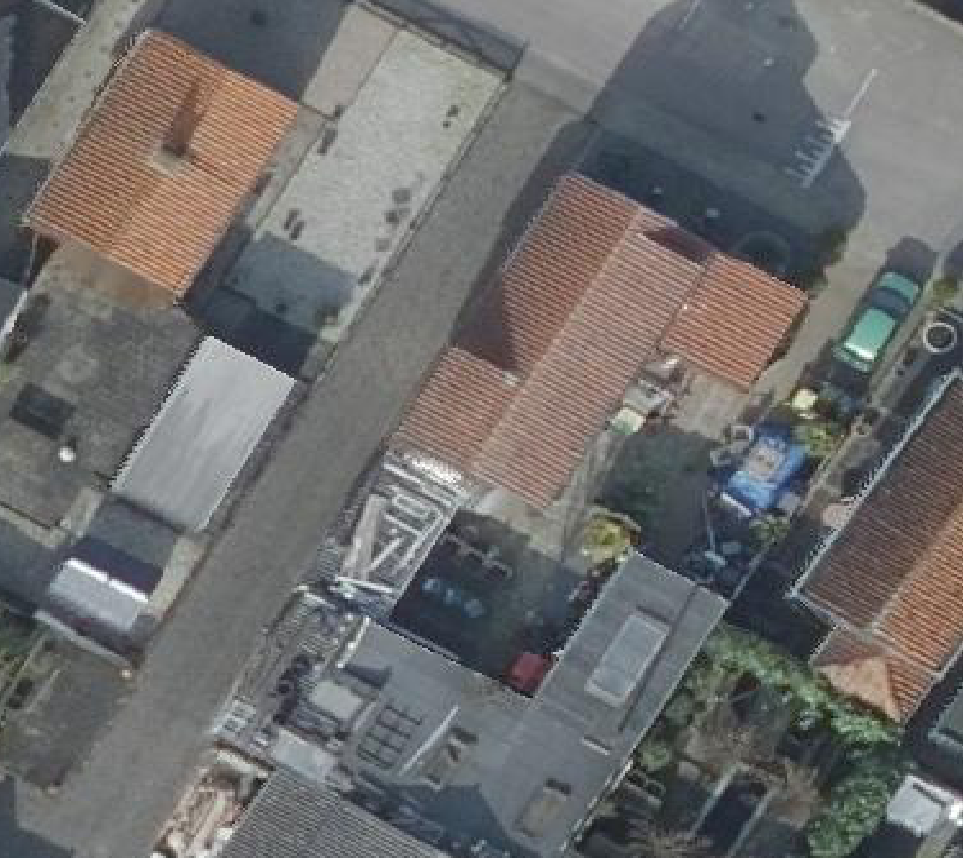True ortho luchtfoto van Strijensas met zicht op woning