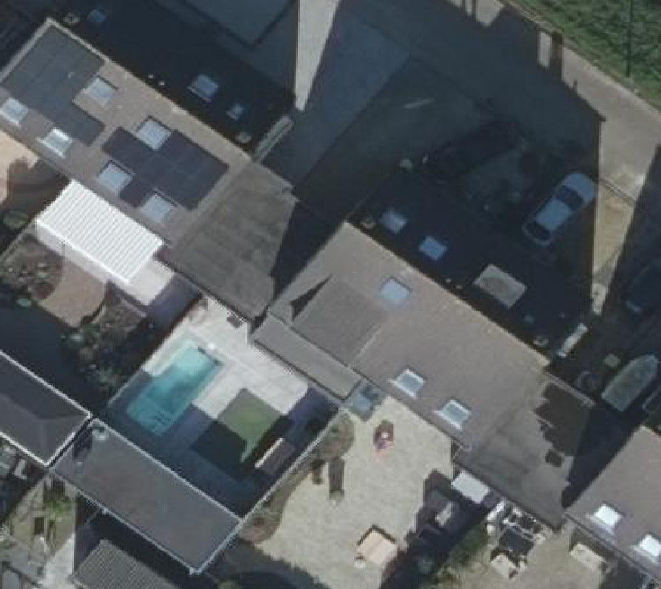 True ortho luchtfoto van Puttershoek met zicht op woning