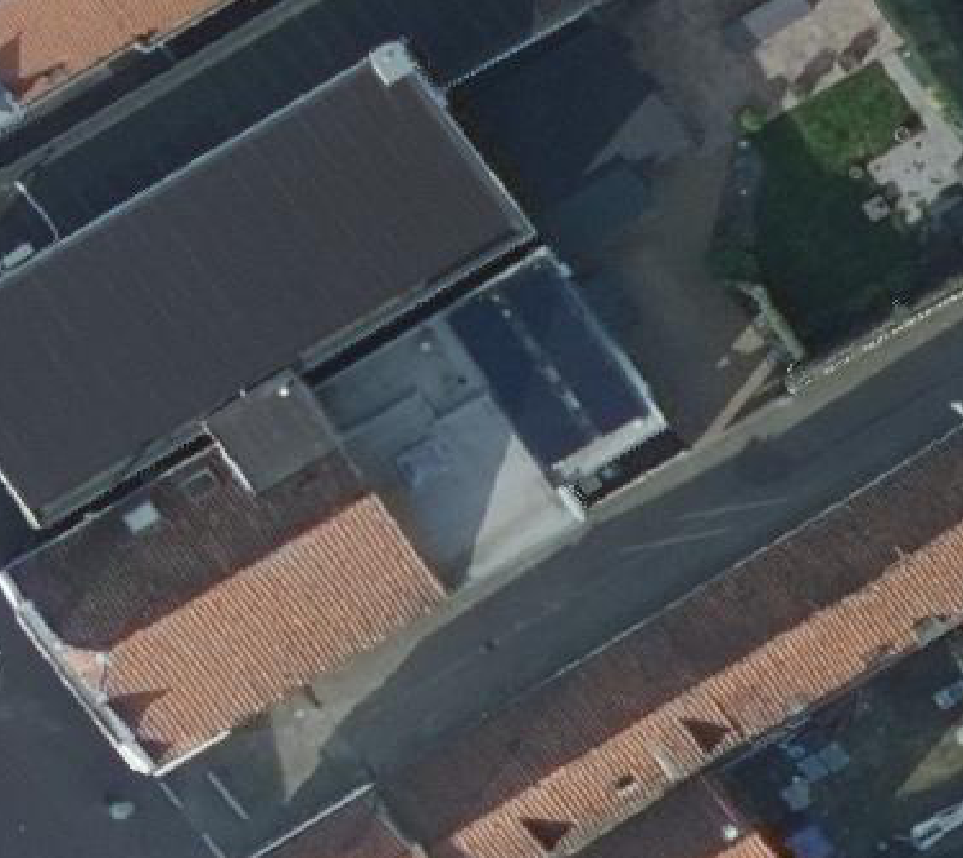 True ortho luchtfoto van Strijen met zicht op woning