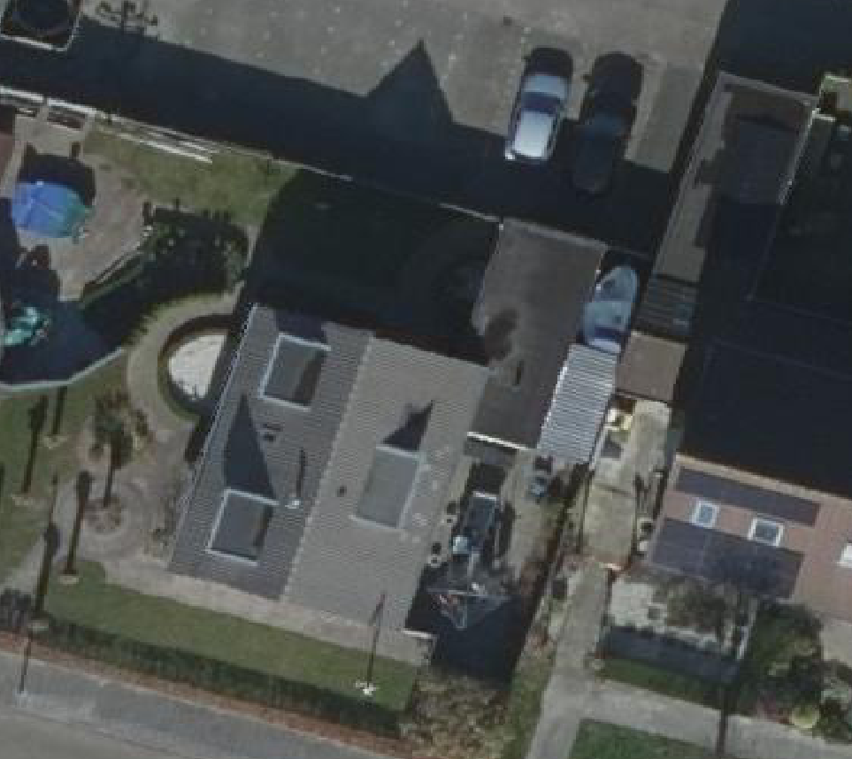 True ortho luchtfoto van Goudswaard met zicht op woning