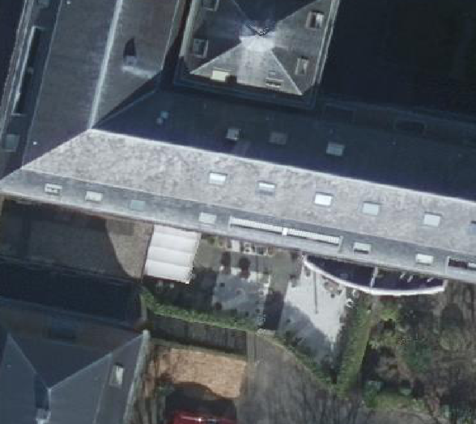 True ortho luchtfoto van Oud-Beijerland met zicht op woning