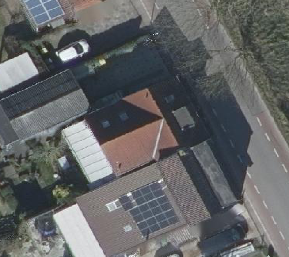 True ortho luchtfoto van Zuid-Beijerland met zicht op woning