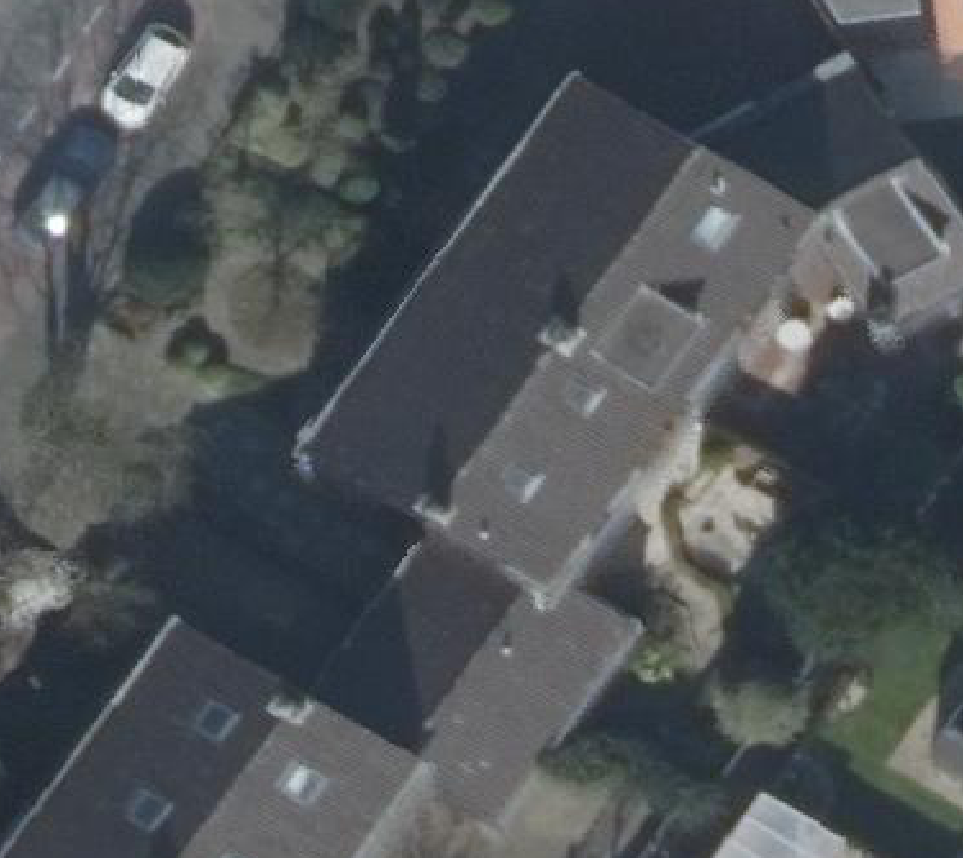 True ortho luchtfoto van Lisse met zicht op woning