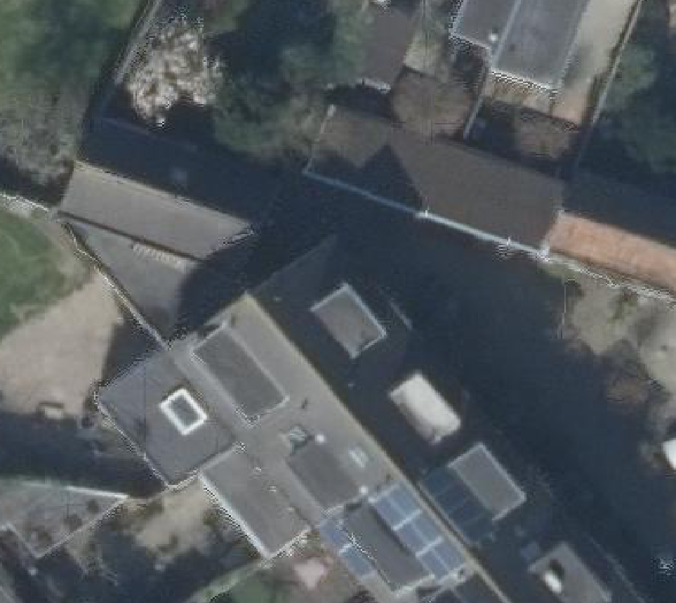 True ortho luchtfoto van Hillegom met zicht op woning