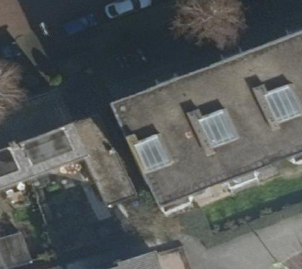 True ortho luchtfoto van Alphen aan den Rijn met zicht op woning