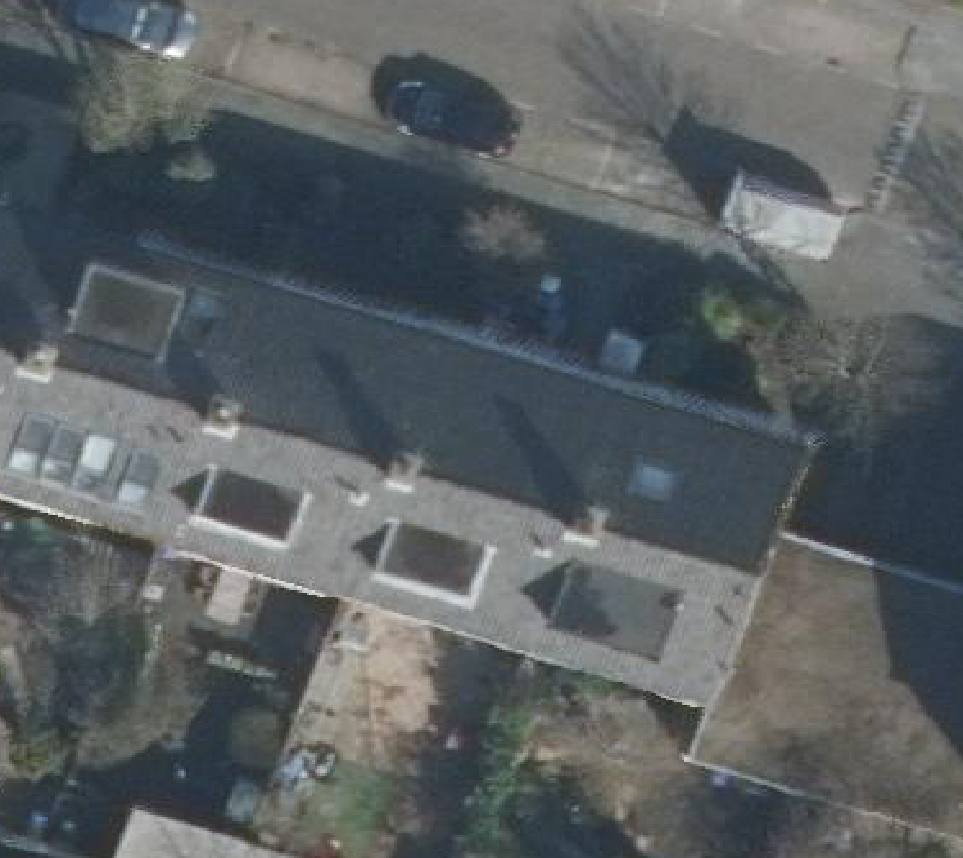 True ortho luchtfoto van Alphen aan den Rijn met zicht op woning
