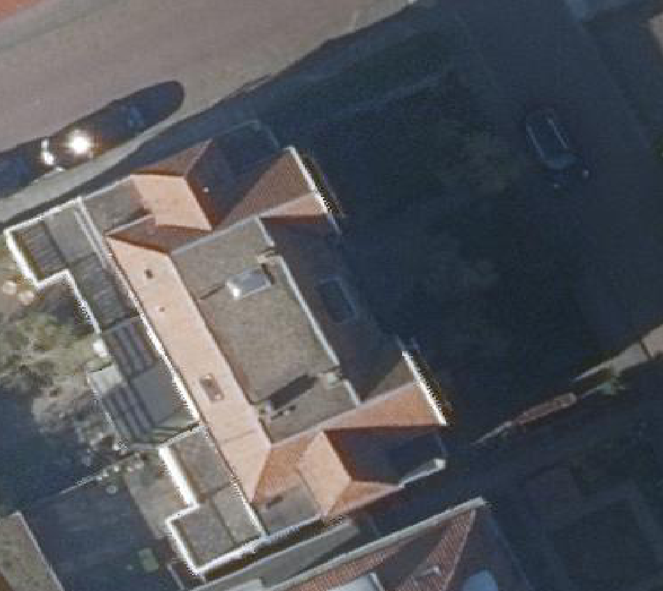 True ortho luchtfoto van Schagen met zicht op woning