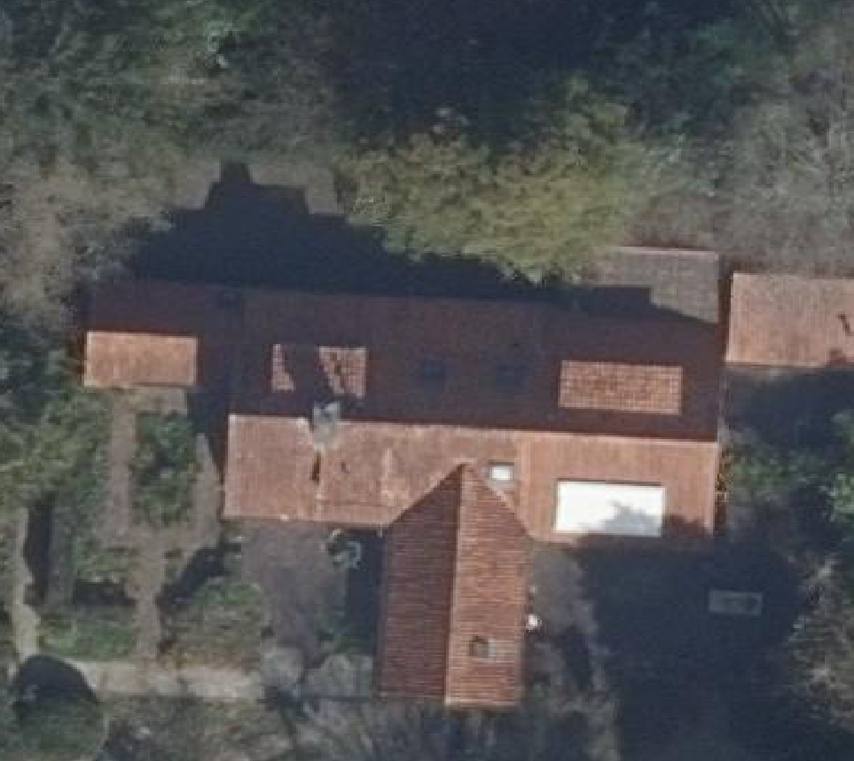 True ortho luchtfoto van Blaricum met zicht op woning