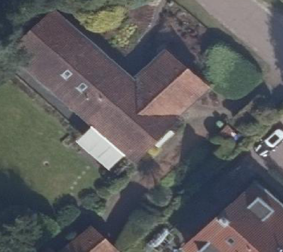 True ortho luchtfoto van Blaricum met zicht op woning