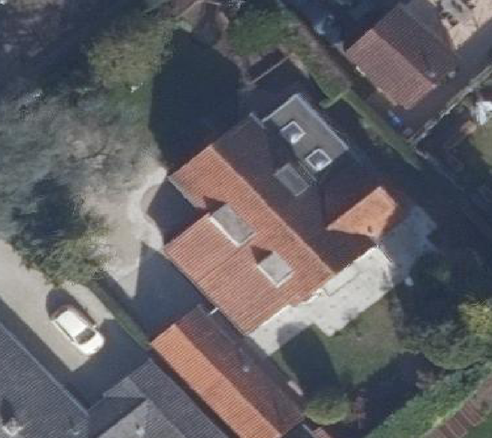 True ortho luchtfoto van Blaricum met zicht op woning