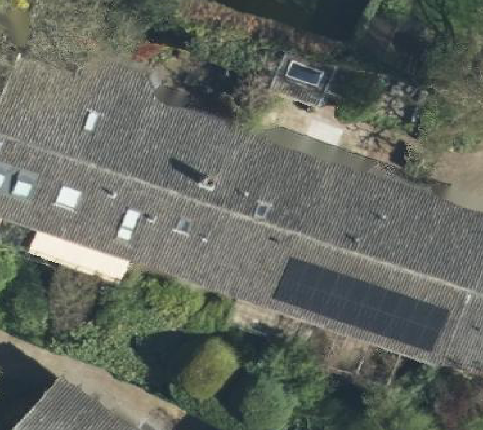 True ortho luchtfoto van Rhenen met zicht op woning