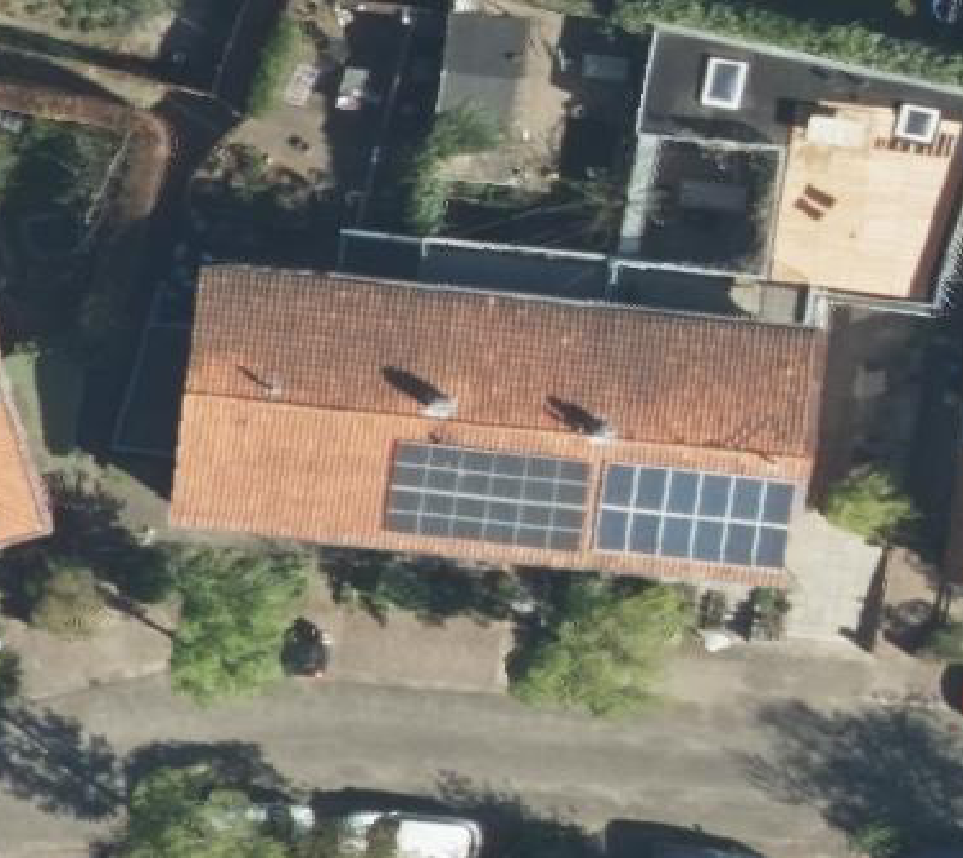 True ortho Luchtfoto op daksegment ingezoomd