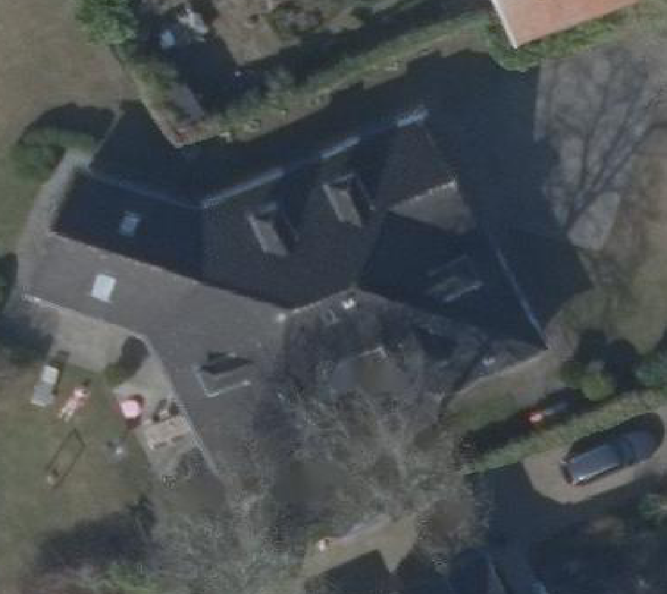 True ortho luchtfoto van Schoorl met zicht op woning