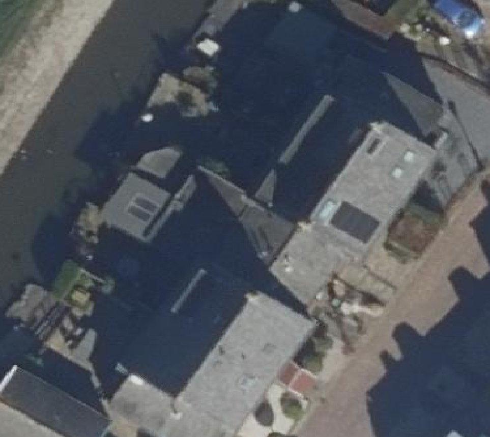 True ortho luchtfoto van Nieuwerkerk aan den IJssel met zicht op woning