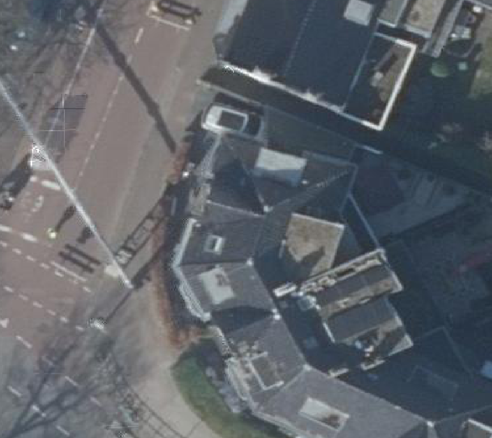 True ortho luchtfoto van Haarlem met zicht op woning