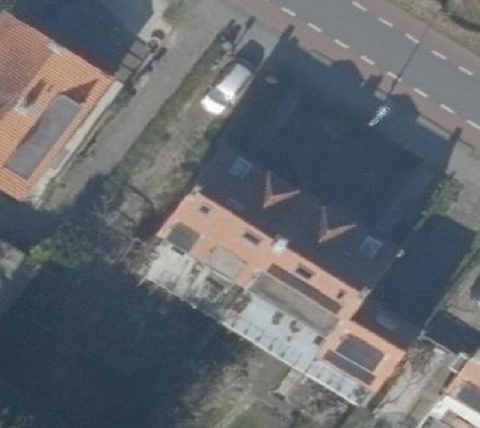 True ortho luchtfoto van Badhoevedorp met zicht op woning