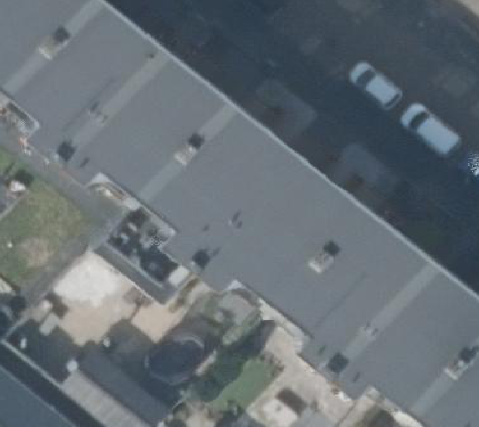 True ortho luchtfoto van Zwanenburg met zicht op woning