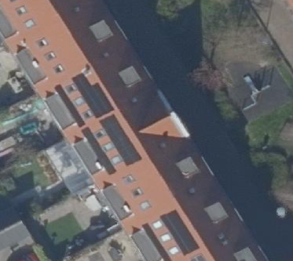 True ortho Luchtfoto op daksegment ingezoomd