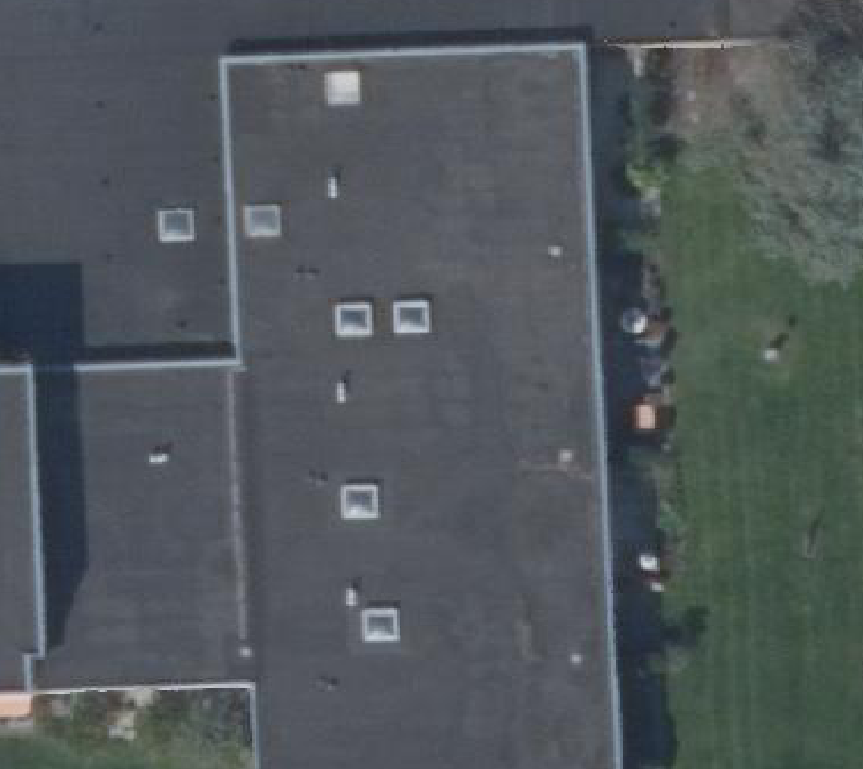 True ortho luchtfoto van Bergen (Nh) met zicht op woning