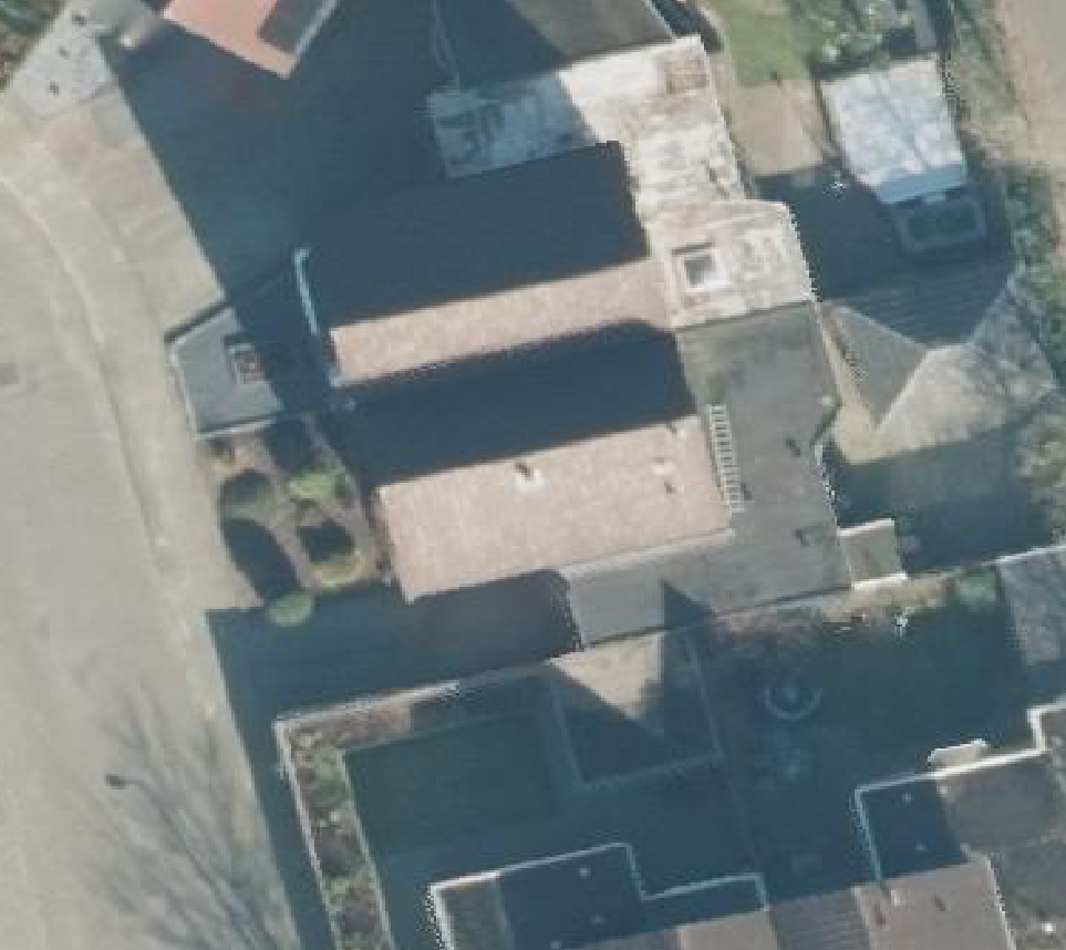 True ortho luchtfoto van Losser met zicht op woning