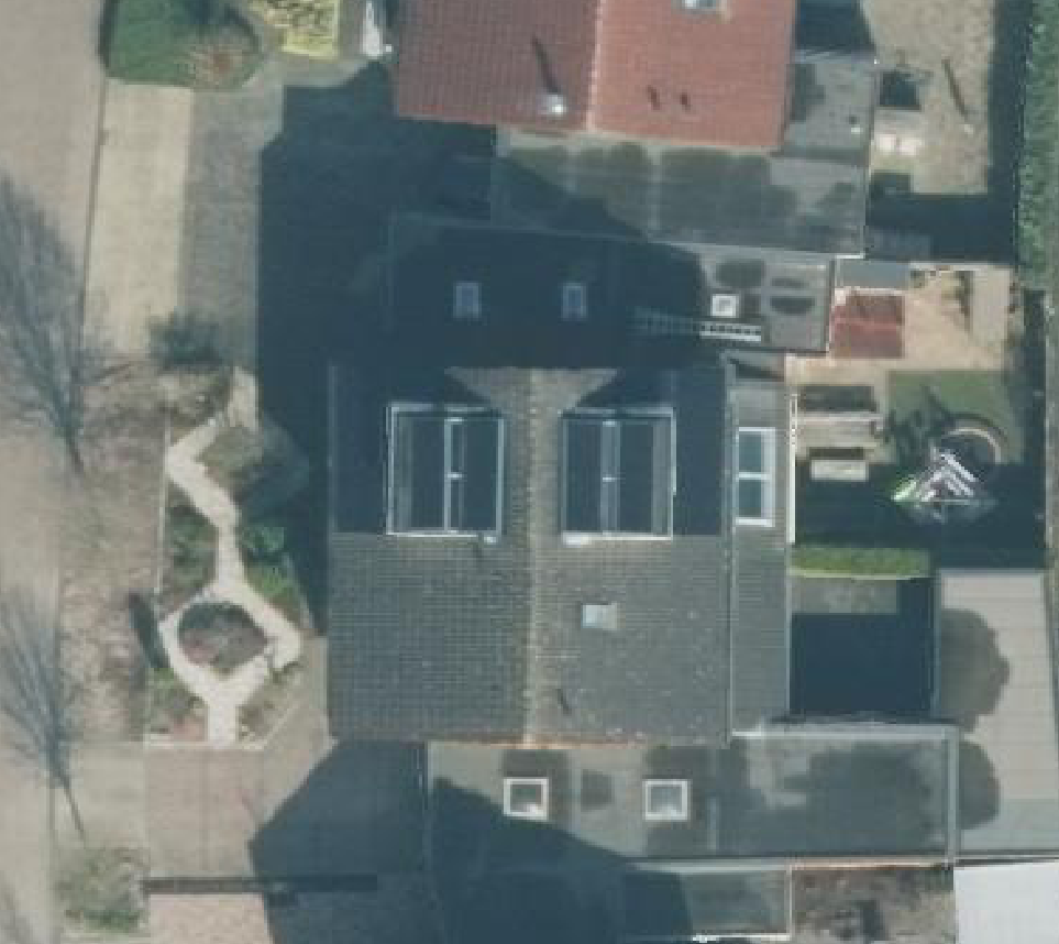 True ortho Luchtfoto op daksegment ingezoomd