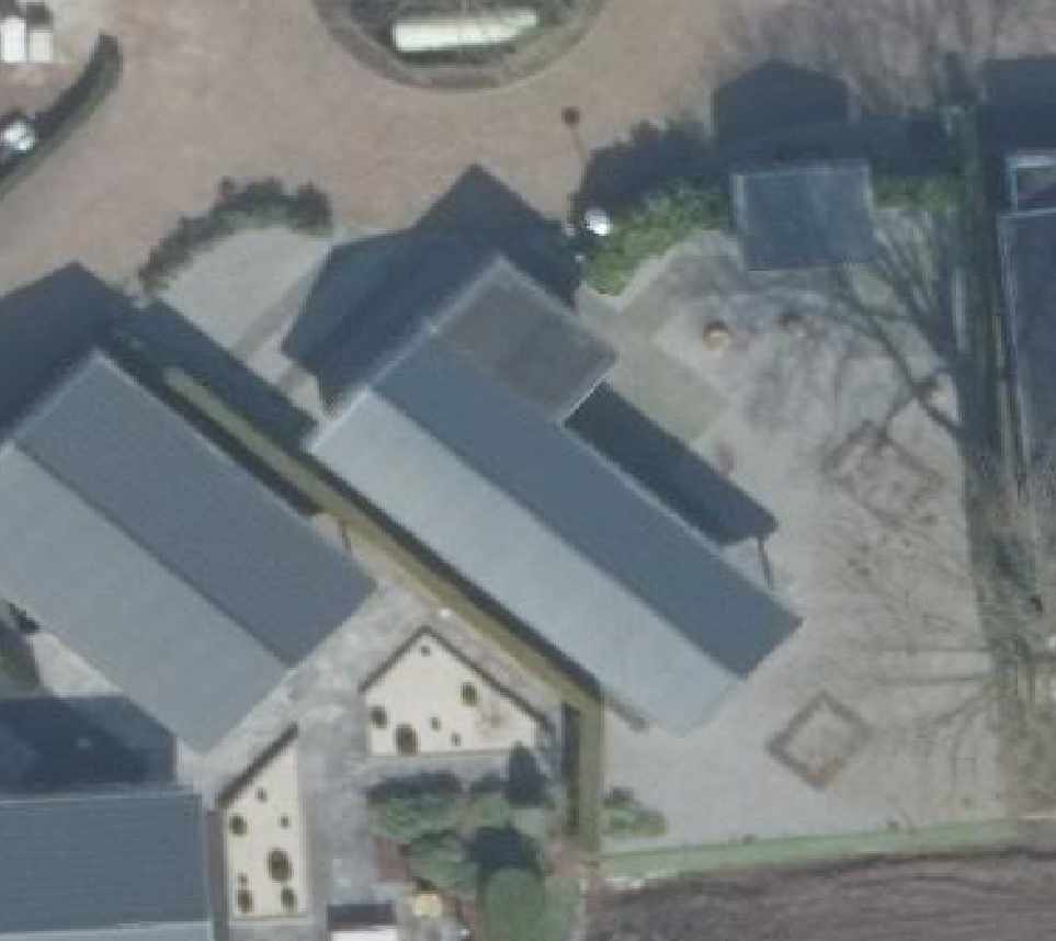 True ortho luchtfoto van Voorthuizen met zicht op woning