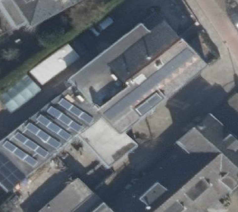 True ortho luchtfoto van Soest met zicht op woning