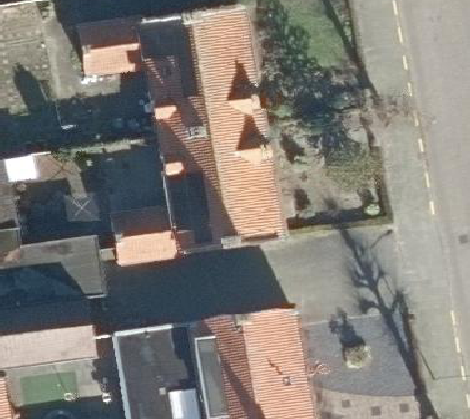 True ortho luchtfoto van Erp met zicht op woning