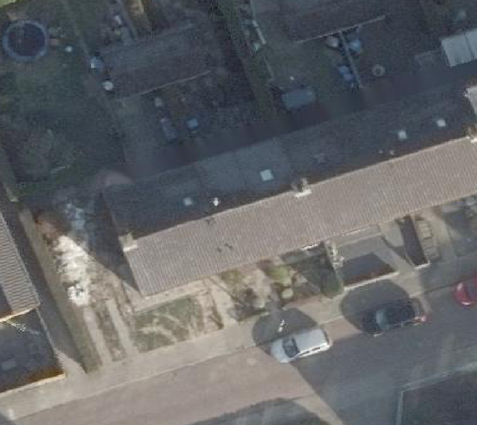True ortho luchtfoto van Tiel met zicht op woning