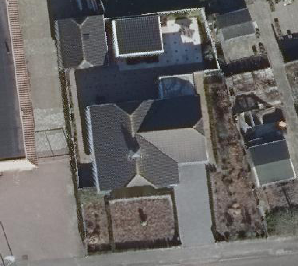 True ortho luchtfoto van Nieuwerkerk met zicht op woning