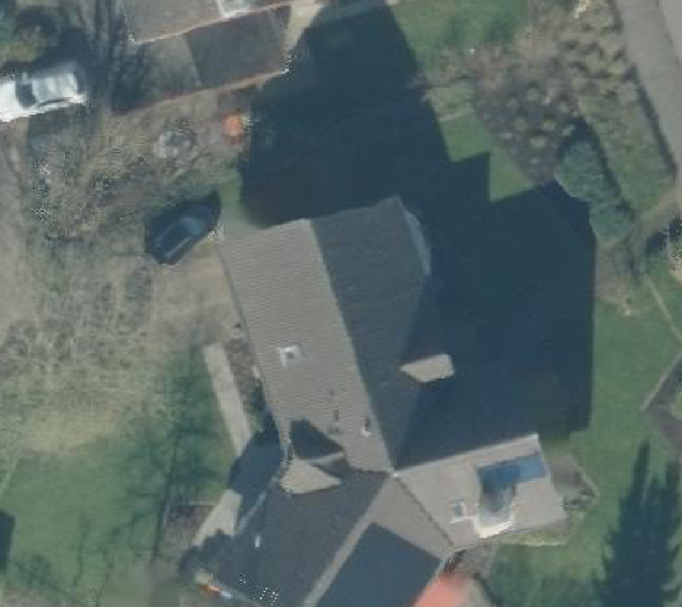 True ortho luchtfoto van Varsseveld met zicht op woning