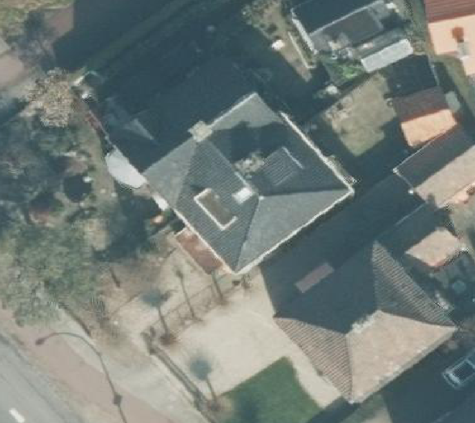 True ortho luchtfoto van Hengelo met zicht op woning