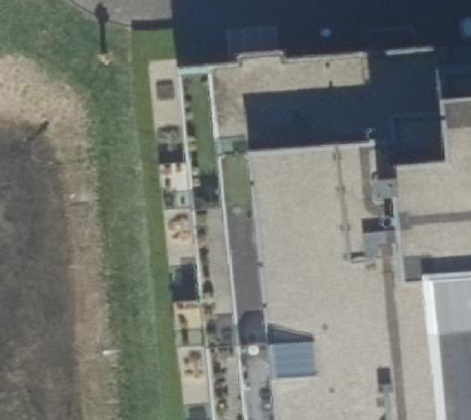 True ortho luchtfoto van Beusichem met zicht op woning