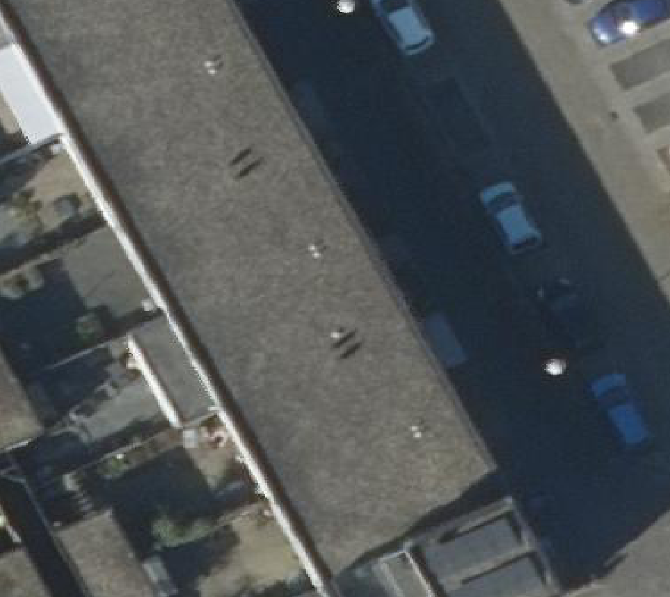 True ortho luchtfoto van Woerden met zicht op woning