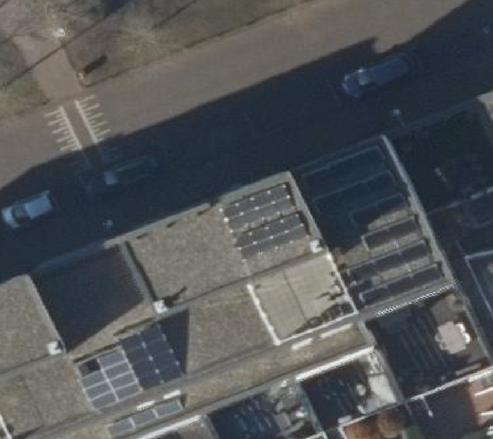 True ortho luchtfoto van Woerden met zicht op woning