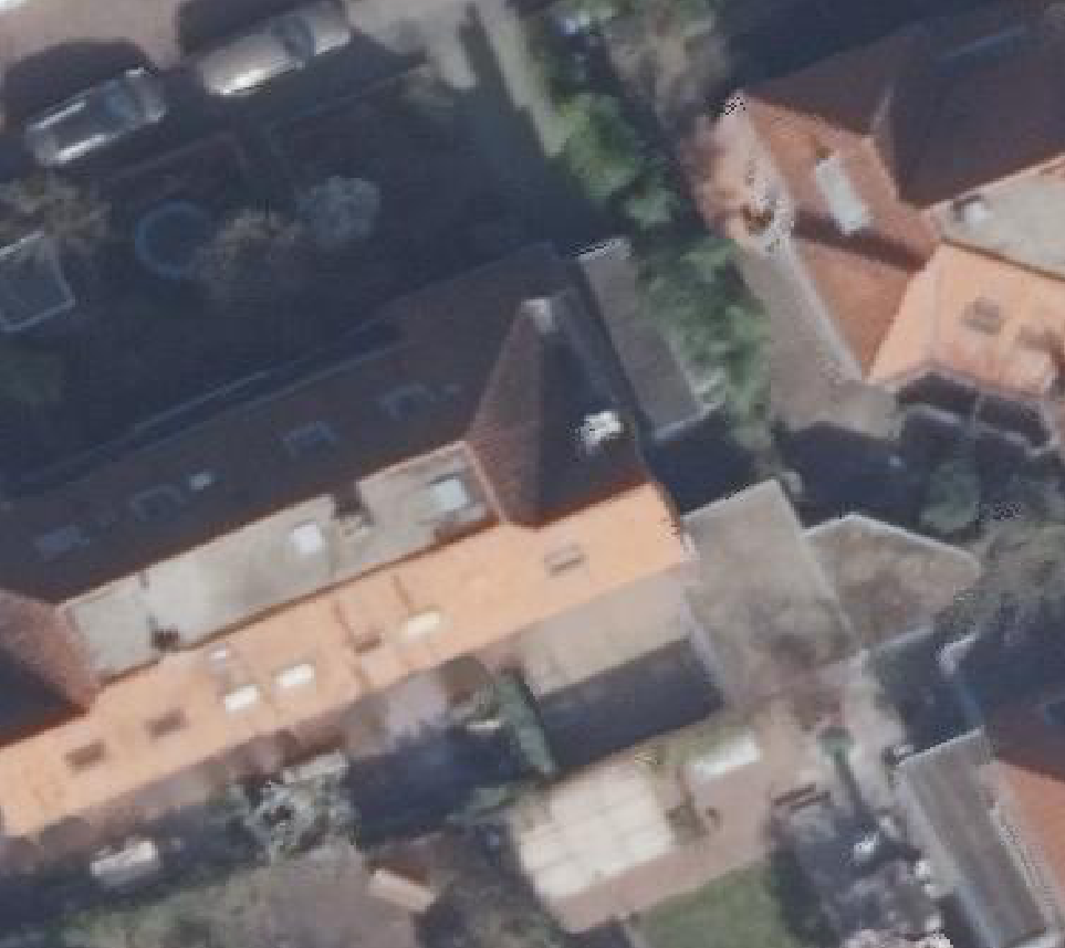 True ortho luchtfoto van Bussum met zicht op woning