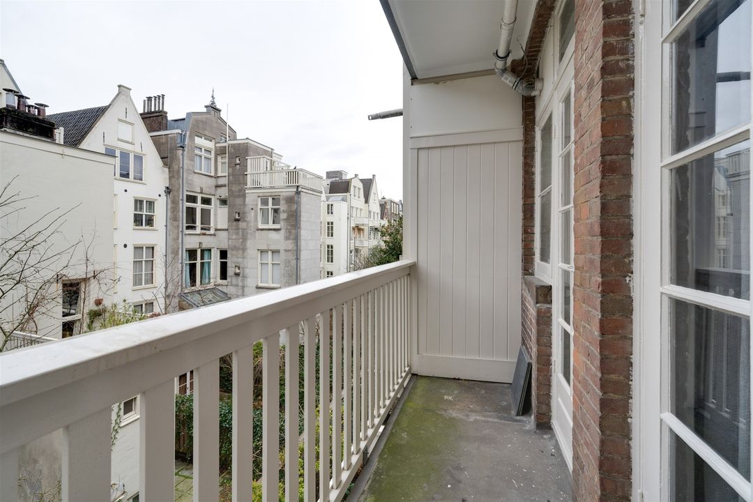 1-utrechtsedwarsstraat 107 ii amsterdam