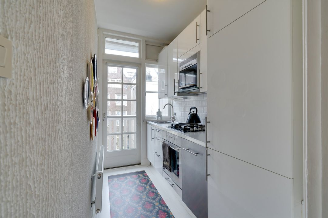 1-utrechtsedwarsstraat 107 ii amsterdam