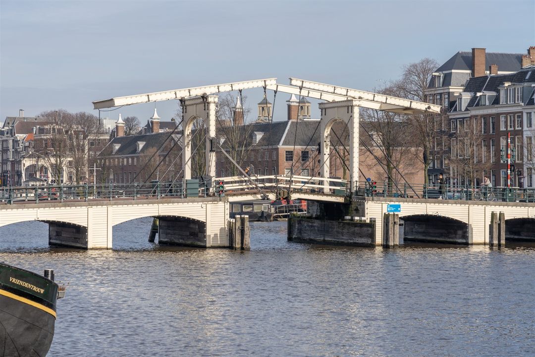 1-utrechtsedwarsstraat 107 ii amsterdam