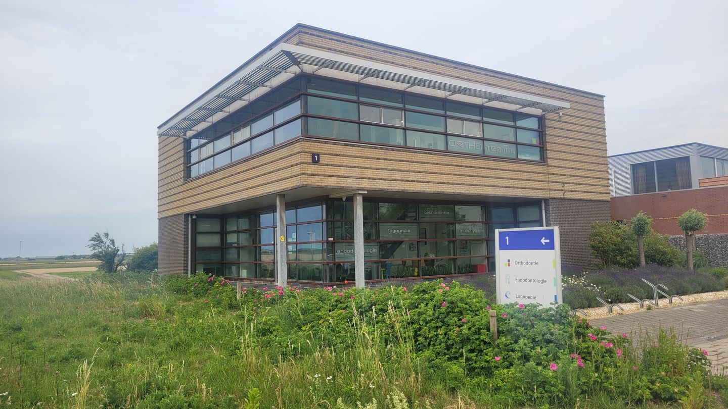 Meester Daarnhouwerstraat 1 Julianadorp