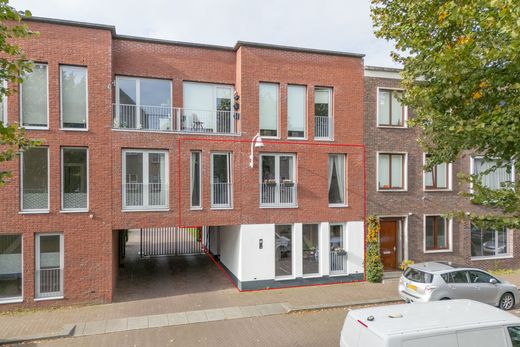 Muidenkade 17