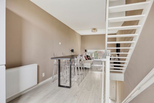 Klik op de foto om te vergroten