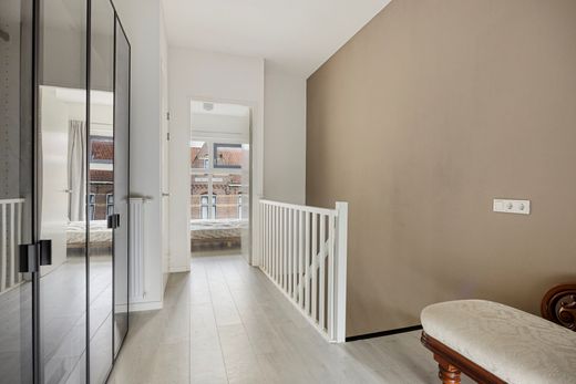 Klik op de foto om te vergroten