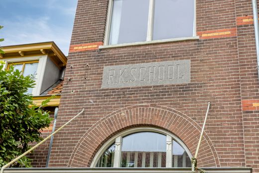 Klik op de foto om te vergroten