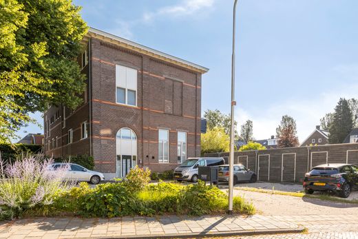 Klik op de foto om te vergroten