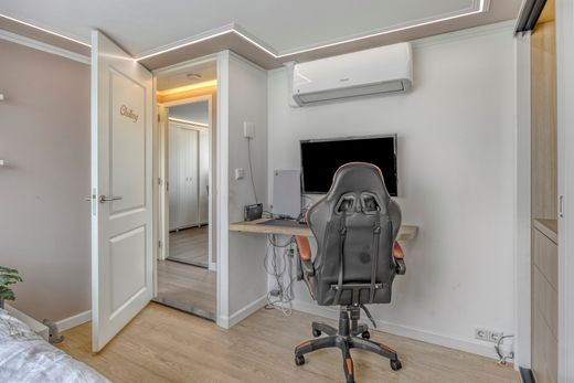 Klik op de foto om te vergroten