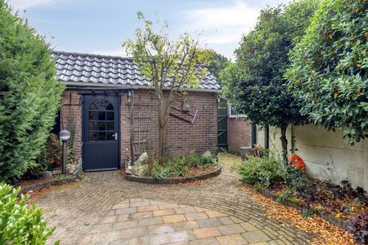 Klik op de foto om te vergroten